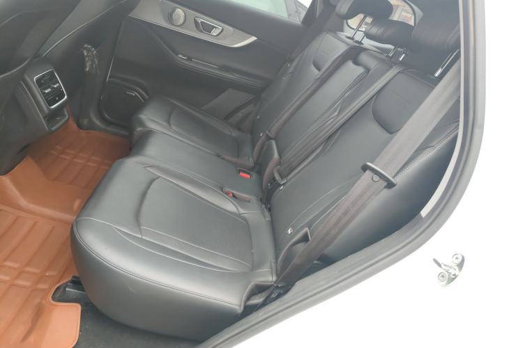 Used Chery Tiggo 8 PRO 2022 290T Two-Wheel Drive Sky Dome Edition 7 Seats Interior 2