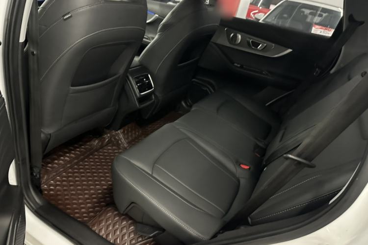 Used Chery Tiggo 8 PRO 2022 290T Two-Wheel Drive Sky Dome Edition 5 Seats Interior 6