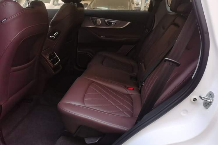 Used Chery Tiggo 8 PRO 2022 290T Two-Wheel Drive Haohan Edition 5 Seats Left Rear Seat