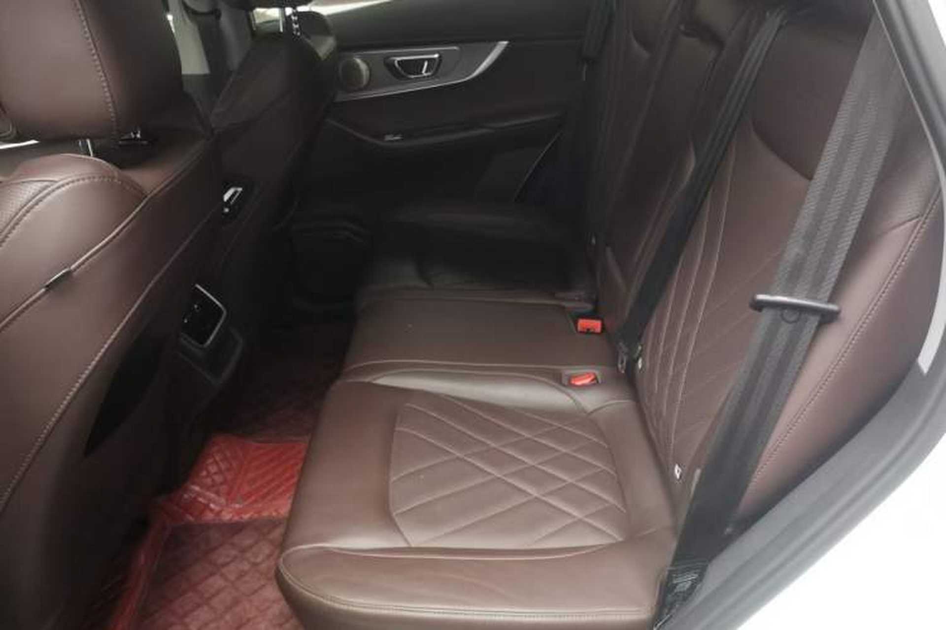 Used Chery Tiggo 8 PRO 2022 290T Two-Wheel Drive Haohan Edition 5 Seats Left Rear Seat