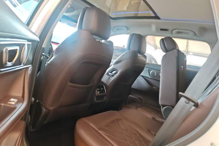 Used Chery Tiggo 8 PRO 2022 390T Two-Wheel Drive Haohan Edition 7-Seater Left Rear Seat