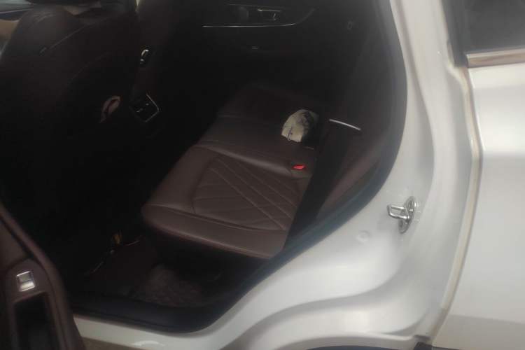 Used Chery Tiggo 8 PRO 2022 290T Two-Wheel Drive Haohan Edition 5 Seats Left Rear Seat