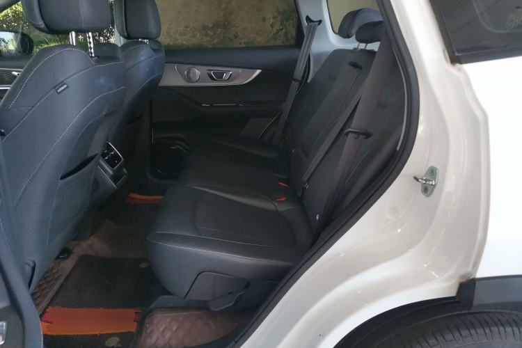 Used Chery Tiggo 8 PRO 2022 290T Two-Wheel Drive Sky Dome Edition 5 Seats Left Rear Seat