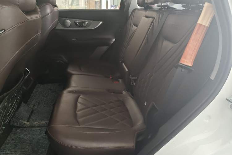 Used Chery Tiggo 8 PRO 2022 290T Two-Wheel Drive Haohan Edition 7 Seats Left Rear Seat