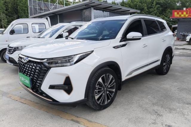Ojetý Chery Tiggo 8 PRO 2022 390T Two-Wheel Drive Vast Edition 5 Seats