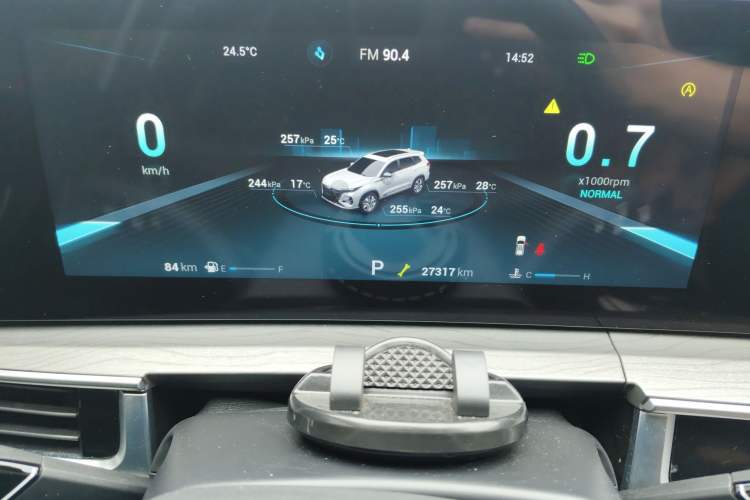 Used Chery Tiggo 8 PRO 2022 290T Two-Wheel Drive Sky Dome Edition 7 Seats Odometer Close Up