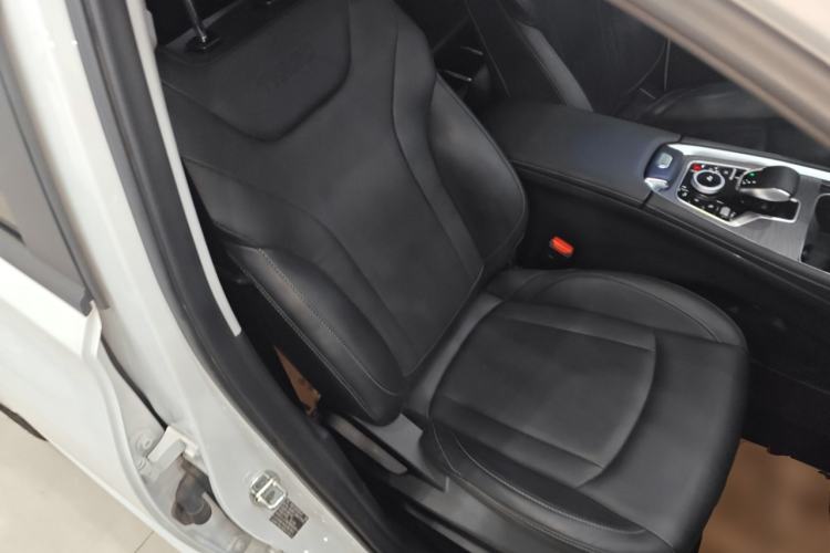 Used Chery Tiggo 8 PRO 2022 290T Two-Wheel Drive Sky Dome Edition 5 Seats Right Front Seat