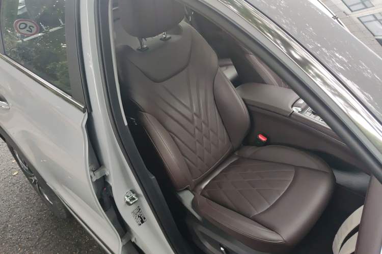 Used Chery Tiggo 8 PRO 2022 390T Two-Wheel Drive Vast Edition 5 Seats Right Front Seat