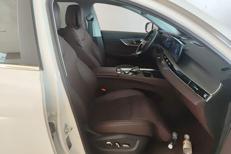 Used Chery Tiggo 8 PRO 2022 390T All-Wheel-Drive Vast Edition 7 Seats Right Front Seat