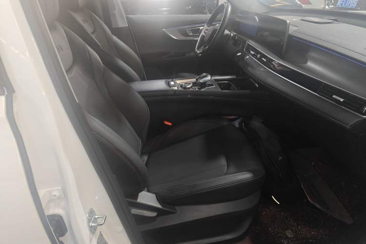 Used Chery Tiggo 8 PRO 2022 290T Two-Wheel Drive Sky Dome Edition 5 Seats Right Front Seat