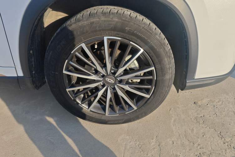 Used Chery Tiggo 8 PRO 2022 290T Two-Wheel Drive Haohan Edition 7 Seats Right Front Wheel Hub