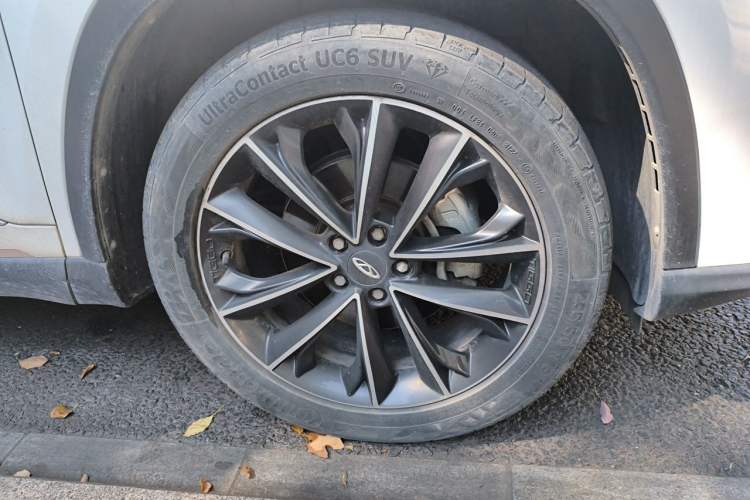 Used Chery Tiggo 8 PRO 2022 290T Two-Wheel Drive Storm Edition 5 Seats Right Front Wheel Hub