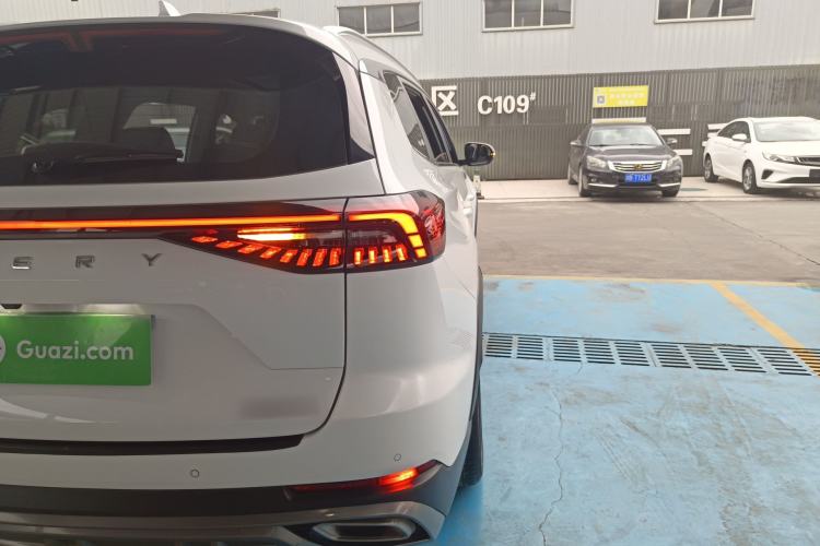 Used Chery Tiggo 8 PRO 2022 290T Two-Wheel Drive Haohan Edition 5 Seats Right Rear Taillight