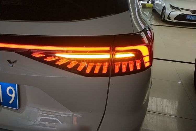 Used Chery Tiggo 8 PRO 2022 290T Two-Wheel Drive Haohan Edition 5 Seats Right Rear Taillight