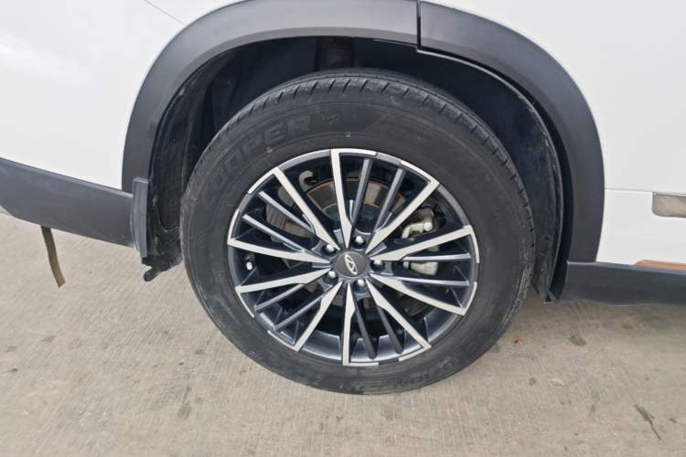 Used Chery Tiggo 8 PRO 2022 290T Two-Wheel Drive Haohan Edition 5 Seats Right Rear Wheel Hub