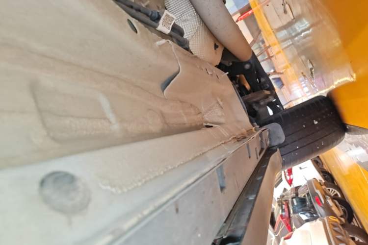 Used Chery Tiggo 8 PRO 2022 390T Two-Wheel Drive Haohan Edition 7-Seater Right Side Sill