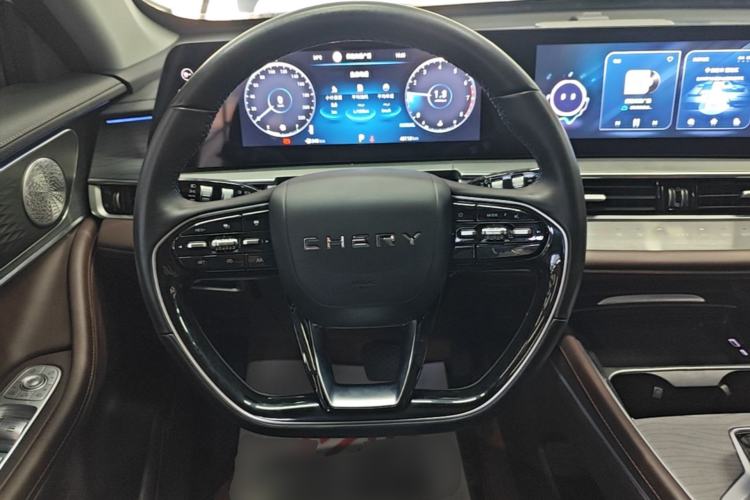 Used Chery Tiggo 8 PRO 2022 290T Two-Wheel Drive Haohan Edition 5 Seats Steering Wheel