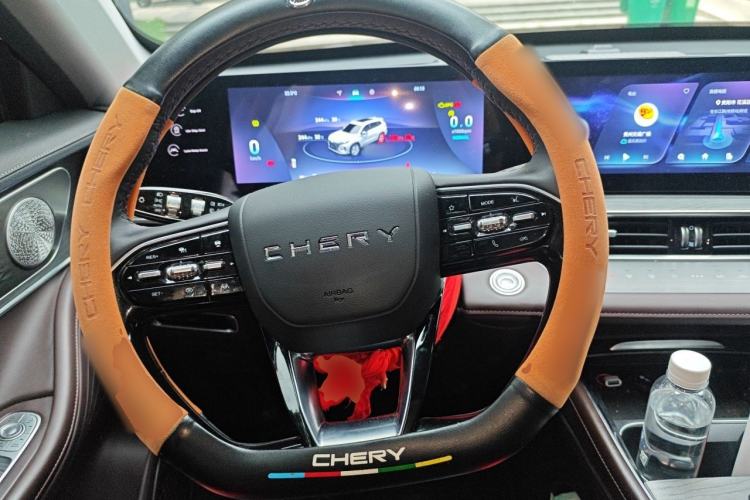 Used Chery Tiggo 8 PRO 2022 290T Two-Wheel Drive Haohan Edition 7 Seats Steering Wheel