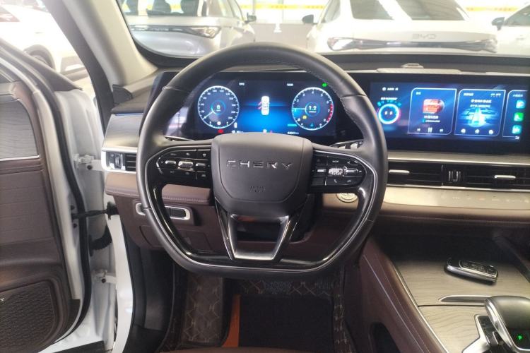 Used Chery Tiggo 8 PRO 2022 290T Two-Wheel Drive Haohan Edition 7 Seats Steering Wheel