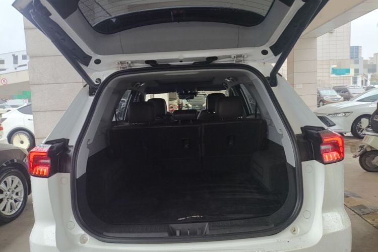 Used Chery Tiggo 8 PRO 2022 390T Two-Wheel Drive Vast Edition 5 Seats Trunk
