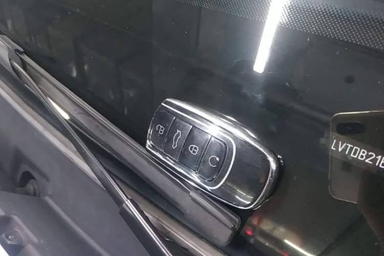 Used Chery Tiggo 8 PRO 2022 290T Two-Wheel Drive Haohan Edition 5 Seats Vehicle Key