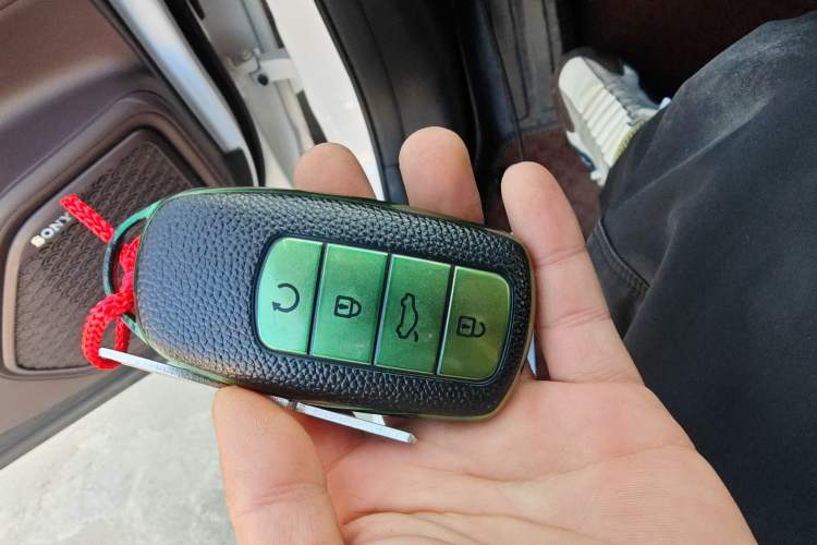 Used Chery Tiggo 8 PRO 2022 290T Two-Wheel Drive Haohan Edition 7 Seats Vehicle Key