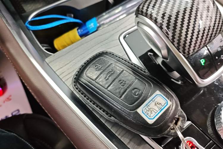 Used Chery Tiggo 8 PRO 2022 390T Two-Wheel Drive Haohan Edition 7-Seater Vehicle Key