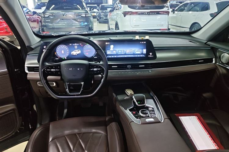 Used Chery Tiggo 8 PRO 2024 Champion Edition 390T Two-Wheel Drive Peak Version 5 Seats Center Console