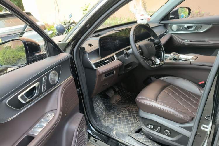 Used Chery Tiggo 8 PRO 2024 Champion Edition 290T Two-Wheel Drive Peak Version 5 Seats Driver Seat