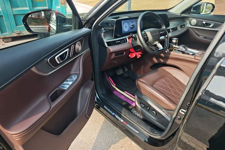 Used Chery Tiggo 8 PRO 2024 Champion Edition 290T Two-Wheel Drive Peak Version 5 Seats Driver Seat