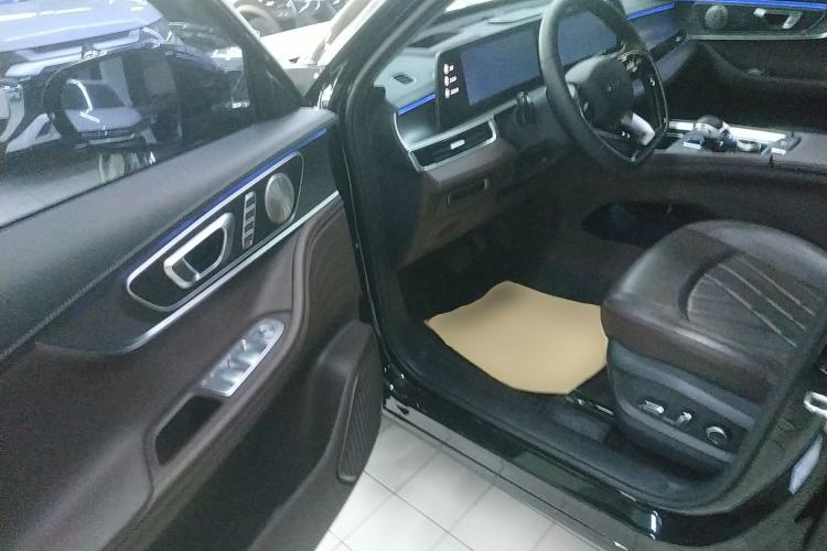 Used Chery Tiggo 8 PRO 2024 Champion Edition 390T Two-Wheel Drive Peak Version 5 Seats Driver Seat