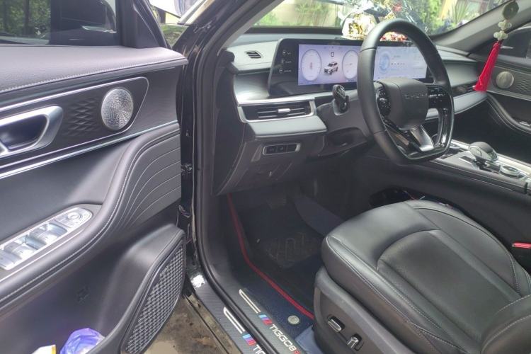 Used Chery Tiggo 8 PRO 2024 Champion Edition 290T Two-Wheel Drive Shining Version 7 Seats Driver Seat
