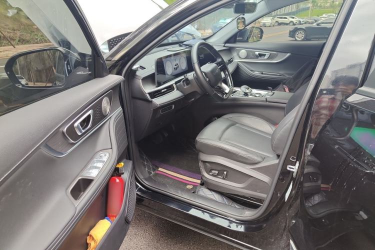 Used Chery Tiggo 8 PRO 2024 Champion Edition 290T Two-Wheel Drive Shining Version 7 Seats Driver Seat