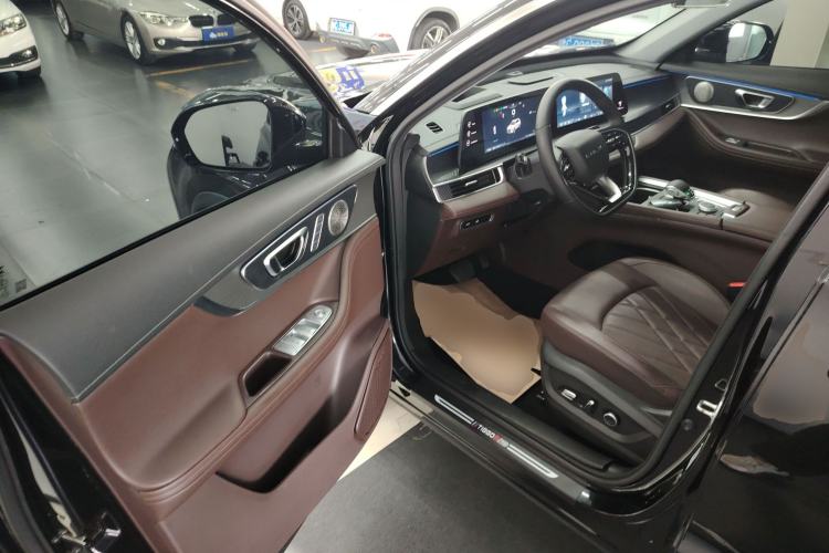 Used Chery Tiggo 8 PRO 2024 Champion Edition 390T Two-Wheel Drive Peak Version 7 Seats Driver Seat