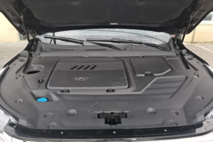 Used Chery Tiggo 8 PRO 2024 Champion Edition 290T Two-Wheel Drive Peak Version 5 Seats Engine Bay