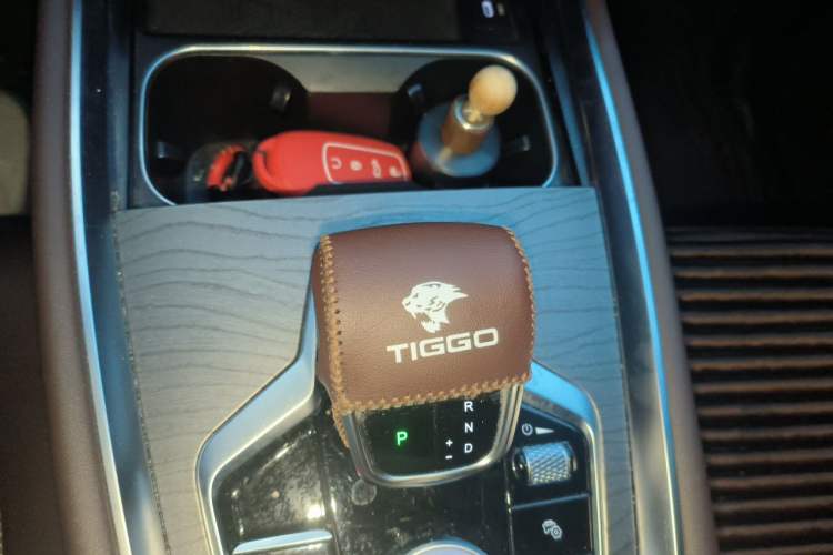 Used Chery Tiggo 8 PRO 2024 Champion Edition 390T Two-Wheel Drive Aoshi Version 5 Seats Gear Lever