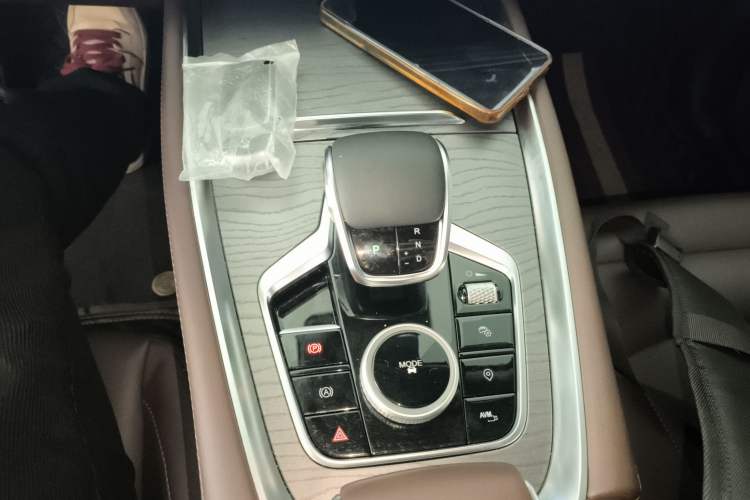 Used Chery Tiggo 8 PRO 2024 Champion Edition 390T Two-Wheel Drive Aoshi Version 5 Seats Gear Lever