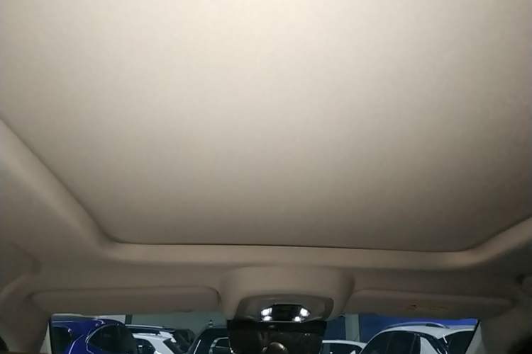 Used Chery Tiggo 8 PRO 2024 Champion Edition 290T Two-Wheel Drive Peak Version 7 Seats Headliner