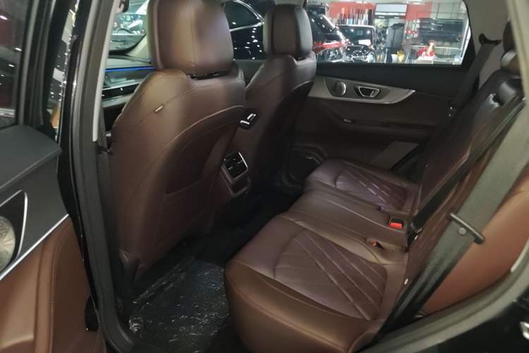 Used Chery Tiggo 8 PRO 2024 Champion Edition 290T Two-Wheel Drive Peak Version 7 Seats Interior 1