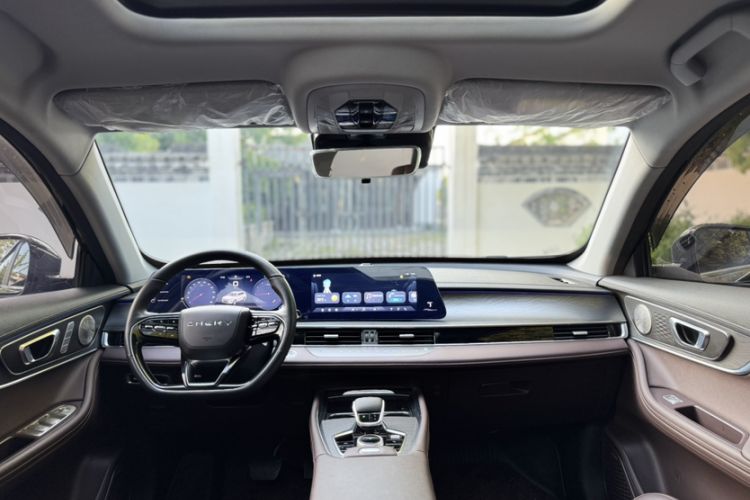 Used Chery Tiggo 8 PRO 2024 Champion Edition 390T Two-Wheel Drive Aoshi Version 7 Seats Interior 4