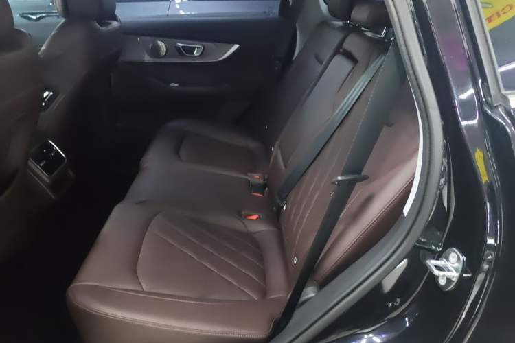 Used Chery Tiggo 8 PRO 2024 Champion Edition 290T Two-Wheel Drive Peak Version 5 Seats Interior 4
