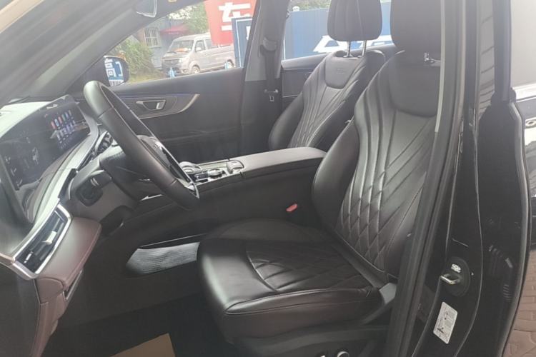 Used Chery Tiggo 8 PRO 2024 Champion Edition 390T Two-Wheel Drive Peak Version 5 Seats Left Front Seat