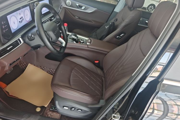 Used Chery Tiggo 8 PRO 2024 Champion Edition 390T Two-Wheel Drive Aoshi Version 7 Seats Left Front Seat