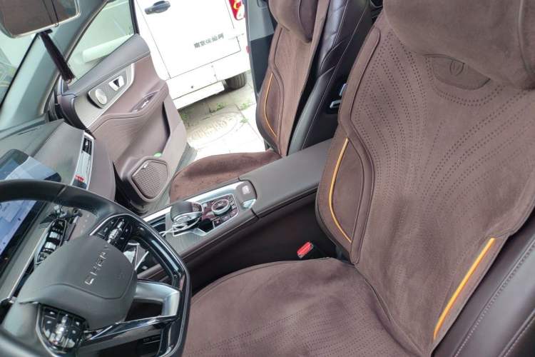 Used Chery Tiggo 8 PRO 2024 Champion Edition 390T Two-Wheel Drive Peak Version 5 Seats Left Front Seat