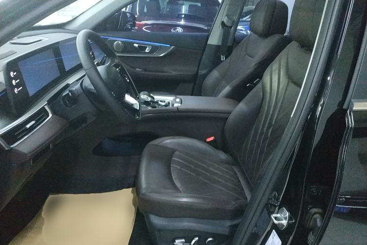 Used Chery Tiggo 8 PRO 2024 Champion Edition 390T Two-Wheel Drive Peak Version 5 Seats Left Front Seat