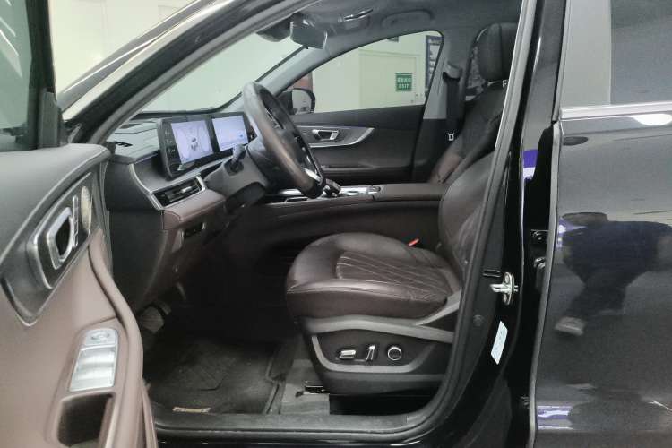 Used Chery Tiggo 8 PRO 2024 Champion Edition 390T Four-Wheel Drive Peak Version 5 Seats Left Front Seat