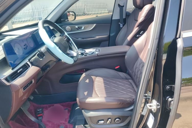 Used Chery Tiggo 8 PRO 2024 Champion Edition 290T Two-Wheel Drive Peak Version 5 Seats Left Front Seat