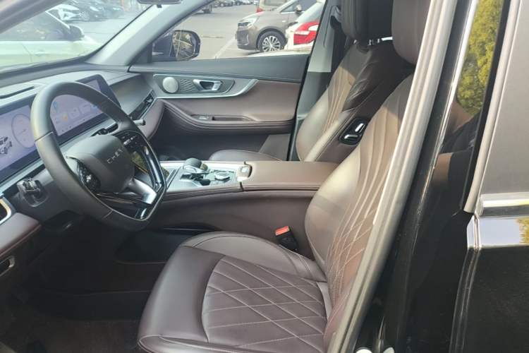 Used Chery Tiggo 8 PRO 2024 Champion Edition 390T Two-Wheel Drive Aoshi Version 7 Seats Left Front Seat