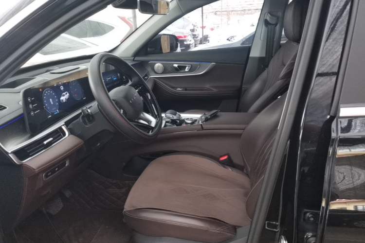 Used Chery Tiggo 8 PRO 2024 Champion Edition 290T Two-Wheel Drive Peak Version 5 Seats Left Front Seat