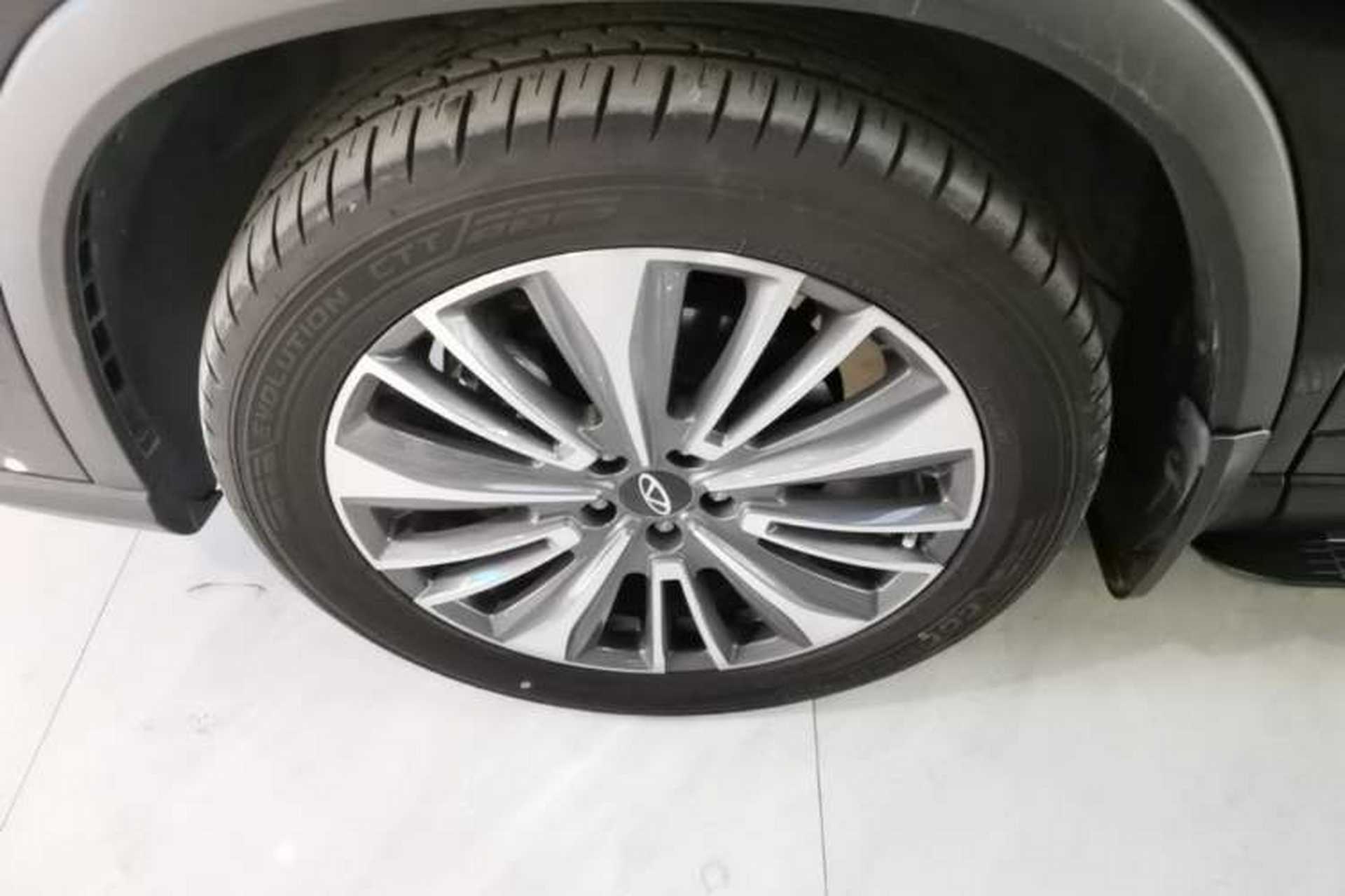 Used Chery Tiggo 8 PRO 2024 Champion Edition 390T Two-Wheel Drive Peak Version 7 Seats Left Front Wheel Hub